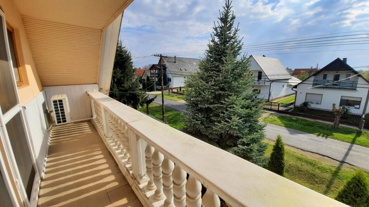 Ferienwohnung Magdalena Haz Balatonlelle Exterior foto
