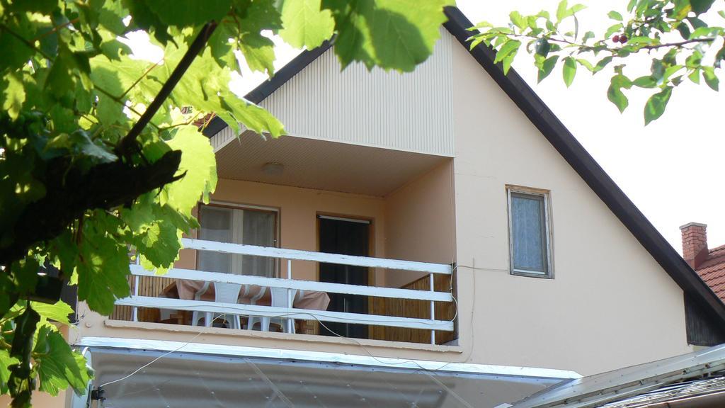 Ferienwohnung Magdalena Haz Balatonlelle Zimmer foto